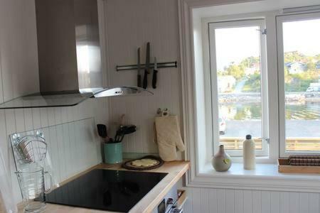 Koselig Hus Naert Havet I Lofoten, Kabelvåg 외부 사진