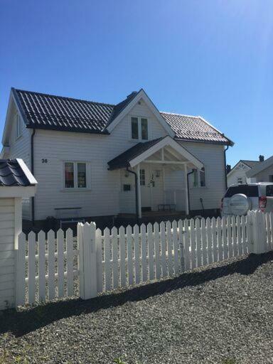Koselig Hus Naert Havet I Lofoten, Kabelvåg 외부 사진